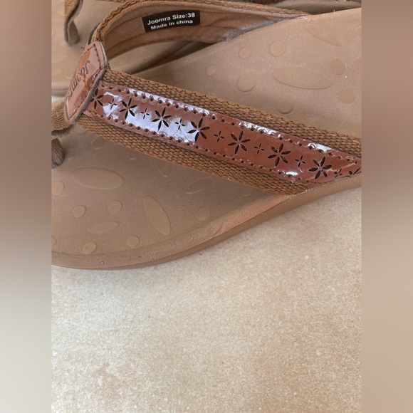JOOMRA Women’s Brown Flip Flops Arch Support Plantar Fasciitis Orthotic Toe; 7.5 - Picture 5 of 5